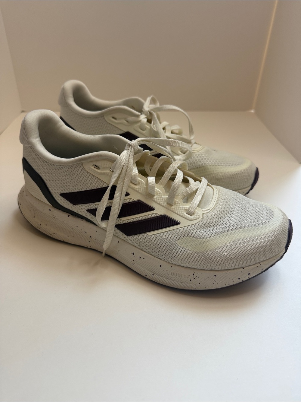Adidas Runfalcon Cloudfoam Running Shoes White Burgundy Women’s Size 8.5